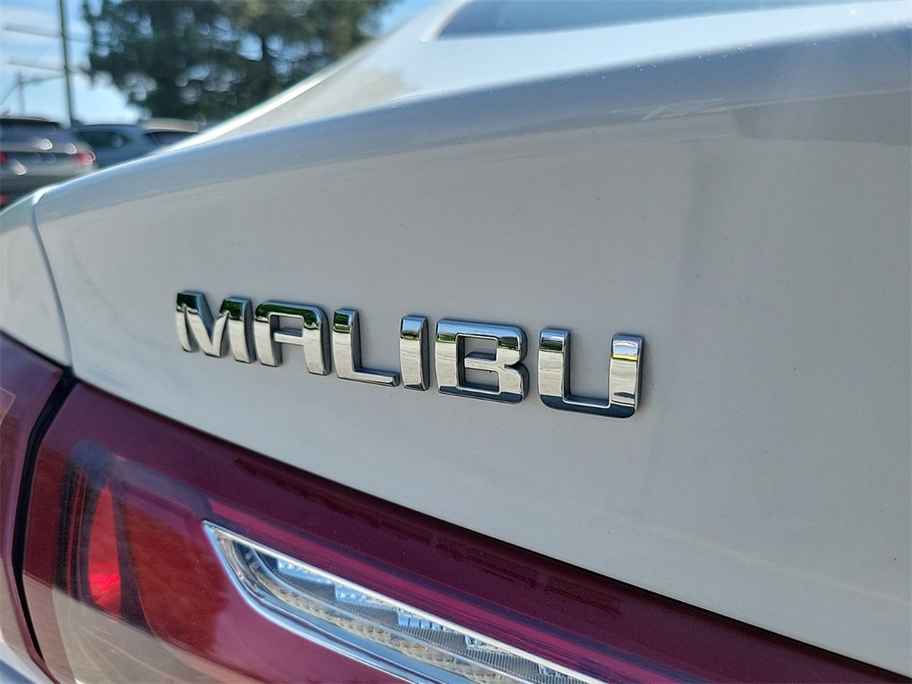 2021 Chevrolet Malibu LT 8