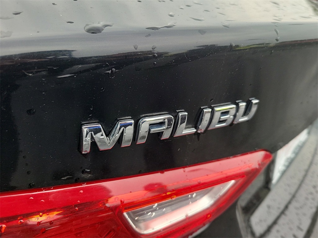 2016 Chevrolet Malibu LT 8