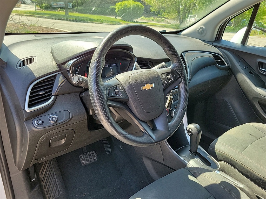 2019 Chevrolet Trax LS 10