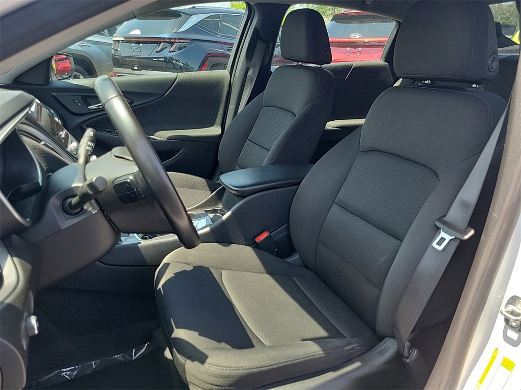2020 Chevrolet Malibu RS 12