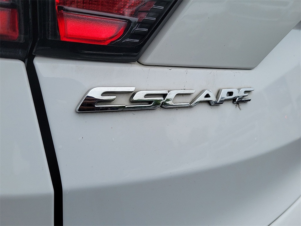 2018 Ford Escape SEL 8