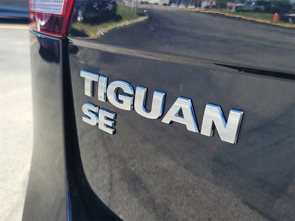 2019 Volkswagen Tiguan 2.0T SE 3