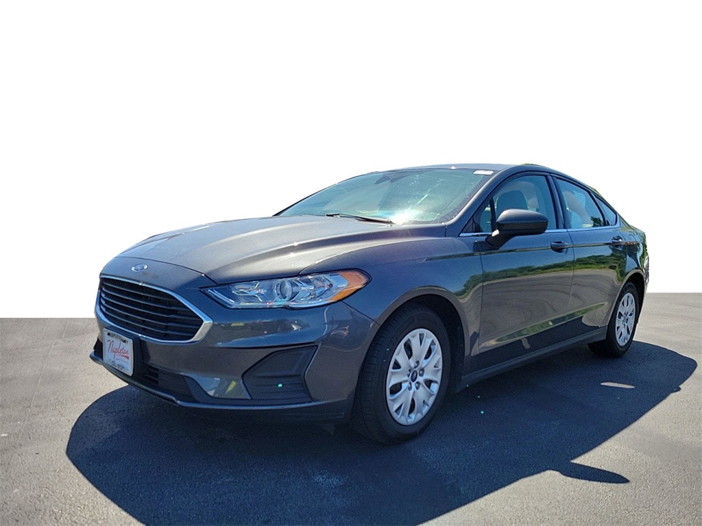2020 Ford Fusion S 3