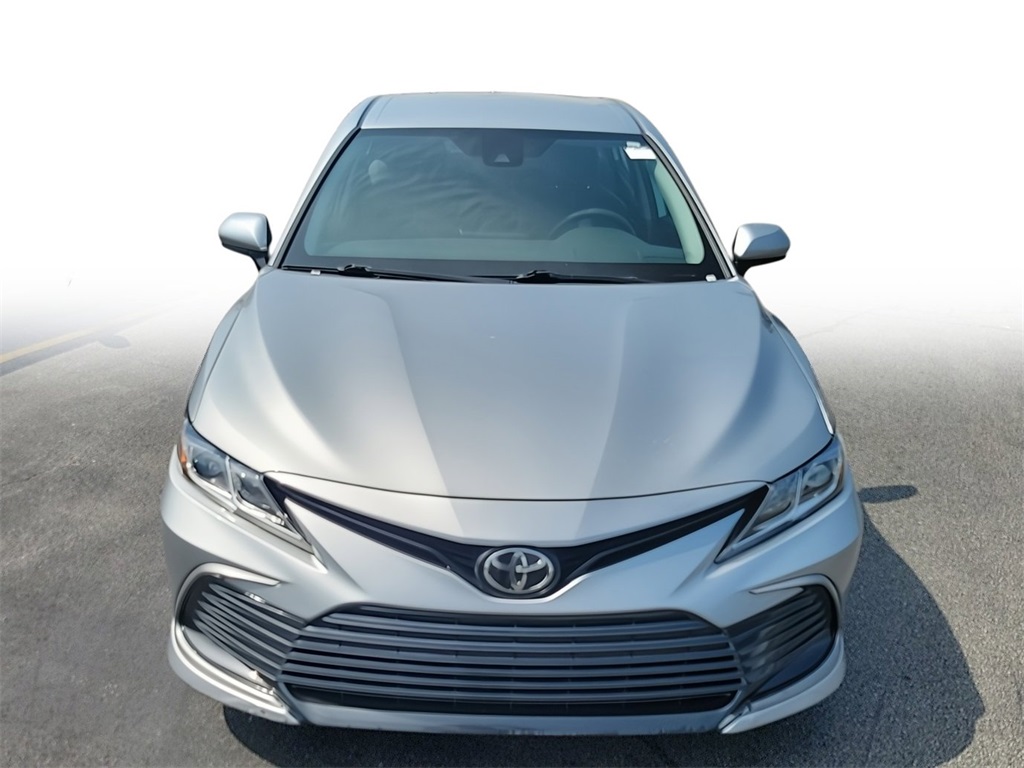 2021 Toyota Camry LE 2