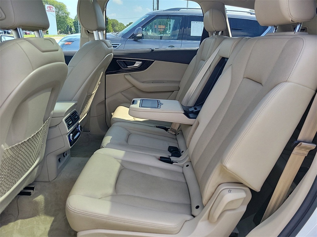 2019 Audi Q7 55 Prestige 23