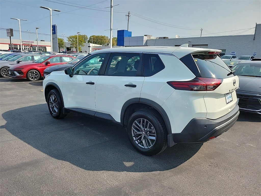 2021 Nissan Rogue S 5