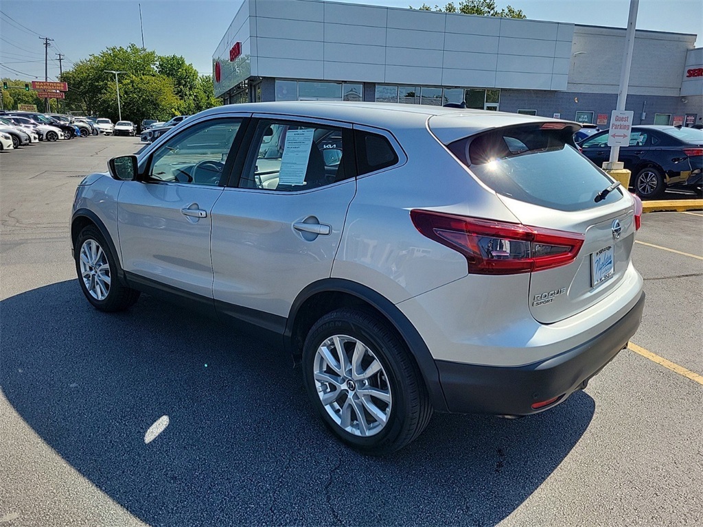 2021 Nissan Rogue Sport S 5