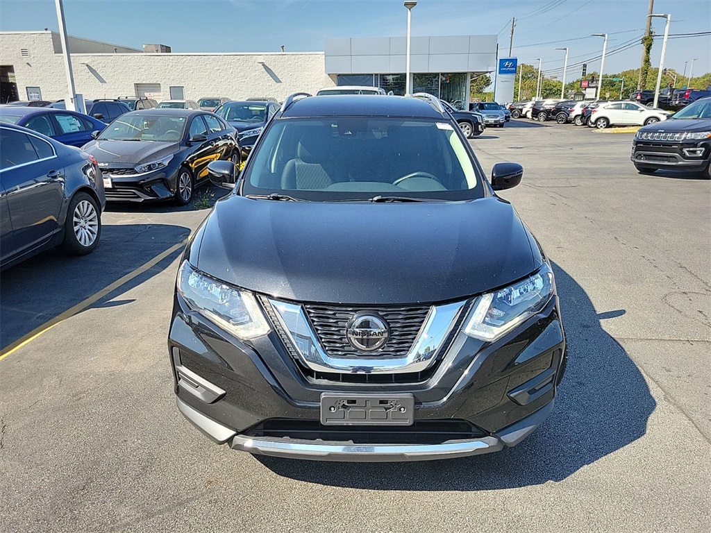 2020 Nissan Rogue SV 2