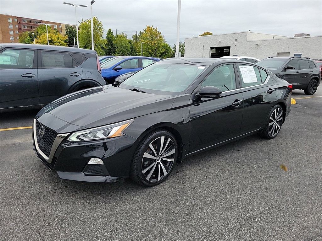 2019 Nissan Altima 2.5 SR 3