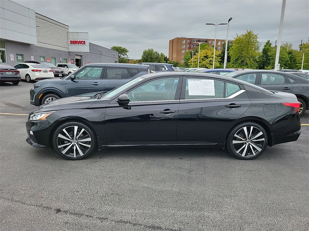 2019 Nissan Altima 2.5 SR 4