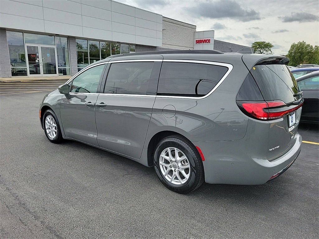 2022 Chrysler Pacifica Touring L 5