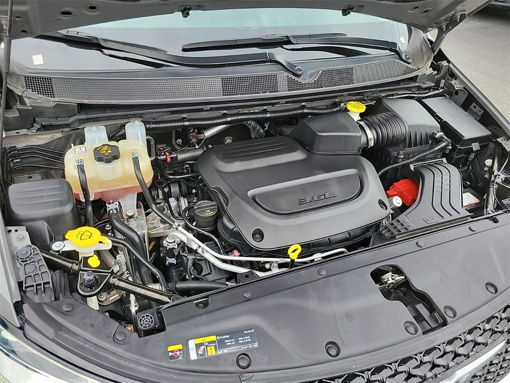 2022 Chrysler Pacifica Touring L 10