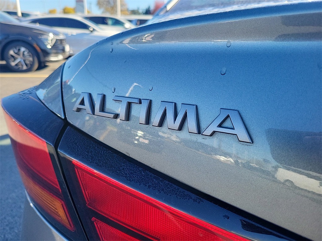 2023 Nissan Altima 2.5 SV 7