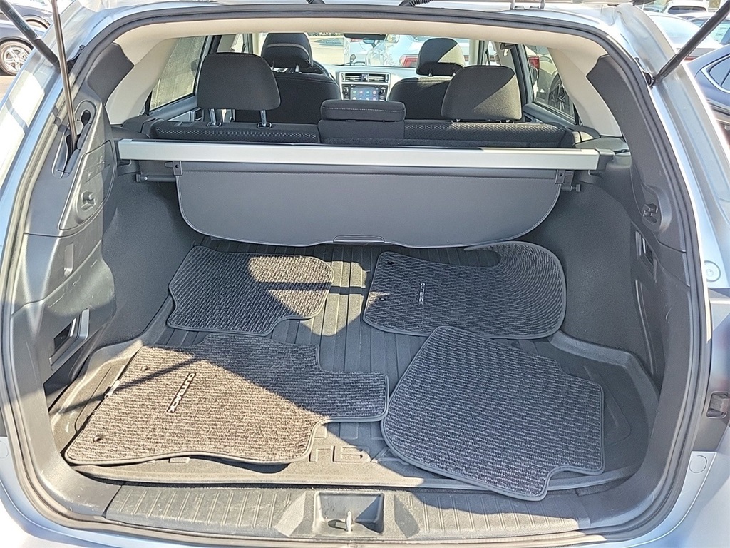 2019 Subaru Outback 2.5i Premium 23