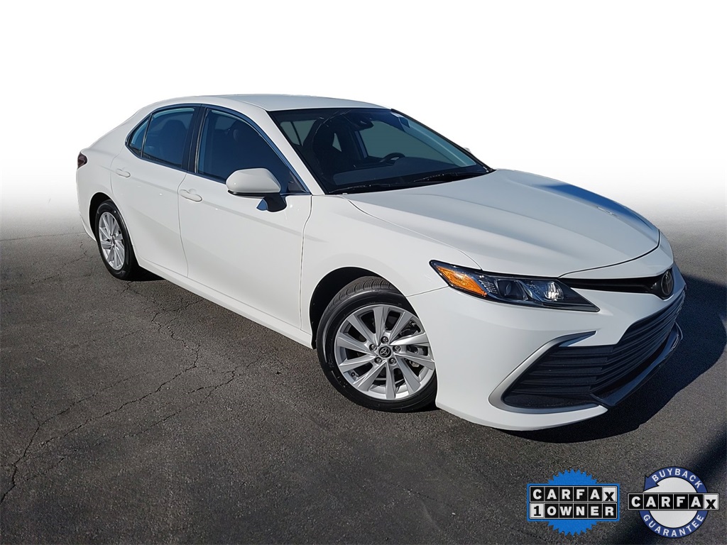 2021 Toyota Camry LE 1