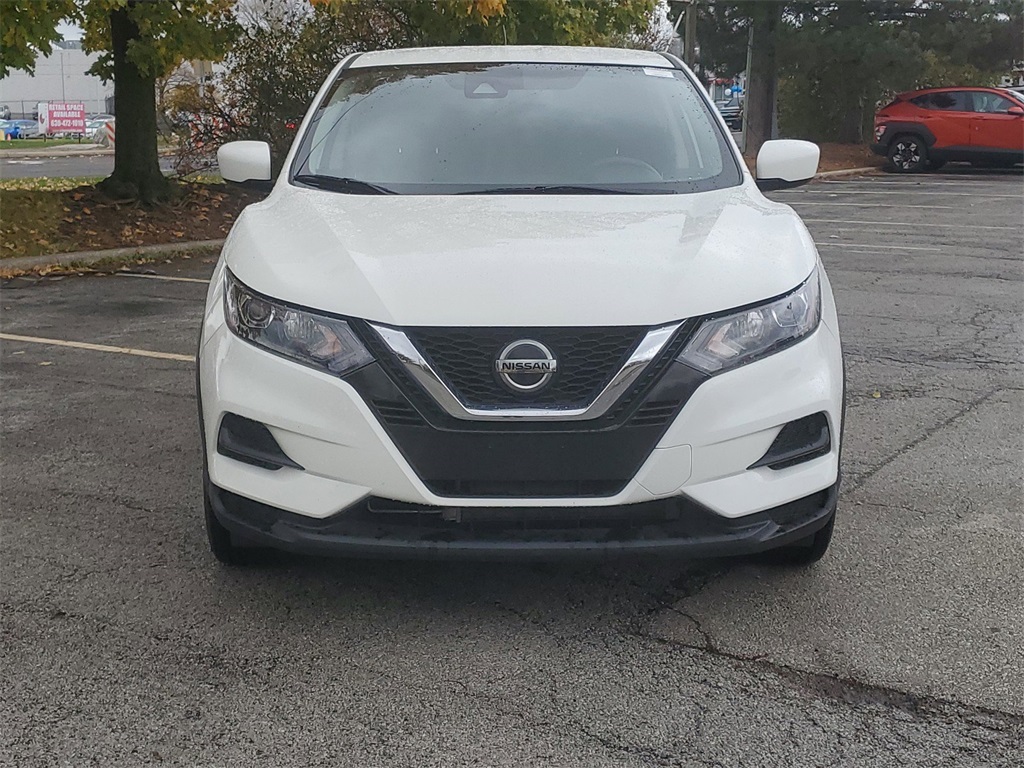 2020 Nissan Rogue Sport S 2