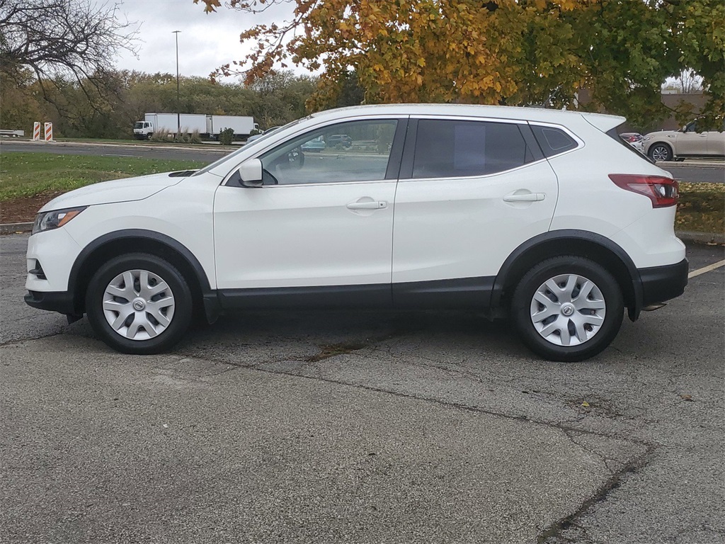 2020 Nissan Rogue Sport S 4