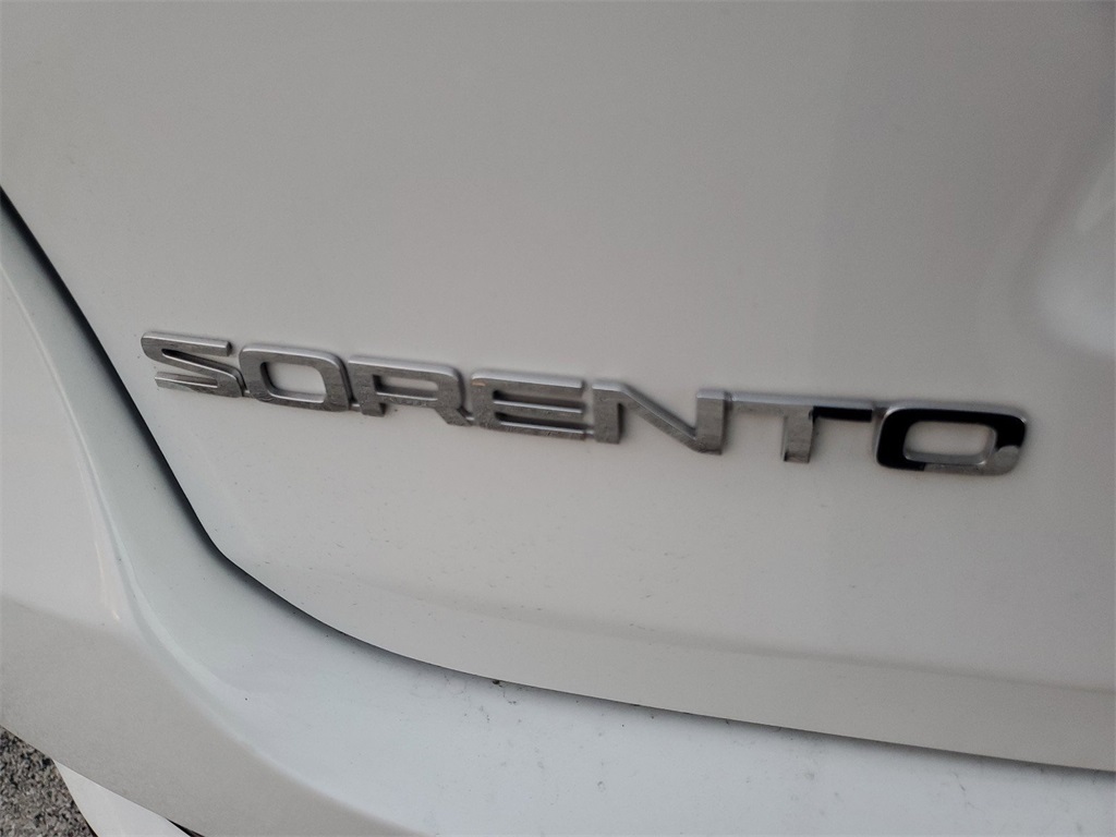 2020 Kia Sorento S 7