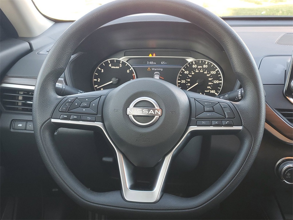 2023 Nissan Altima 2.5 SV 15