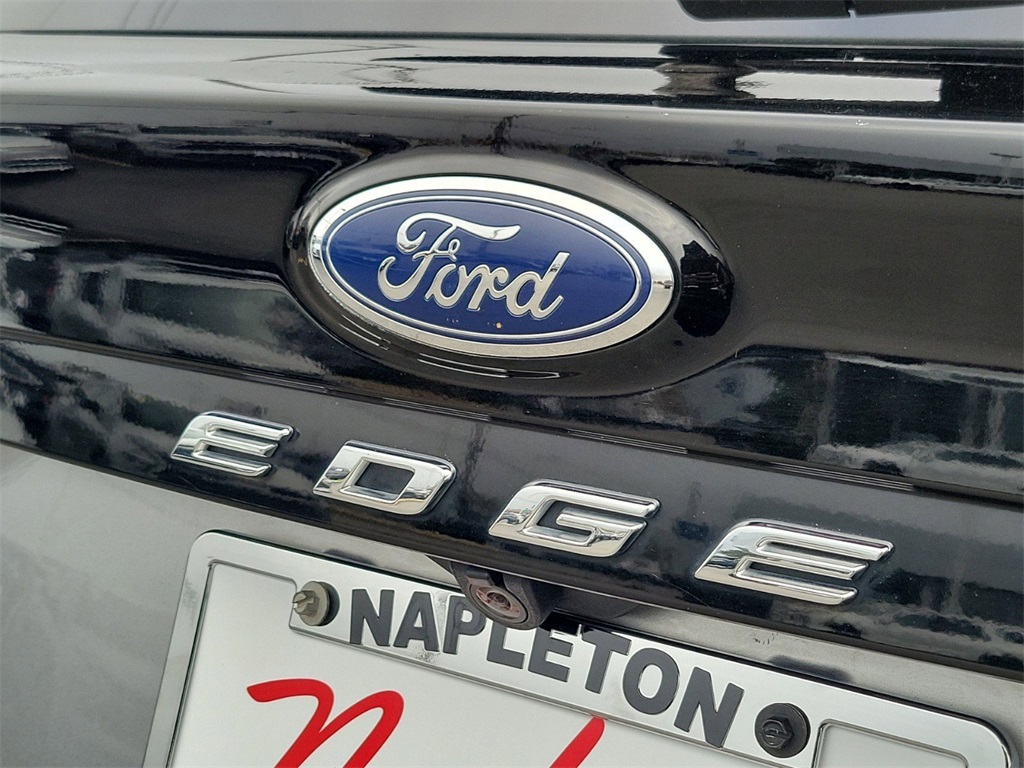 2022 Ford Edge SEL 7