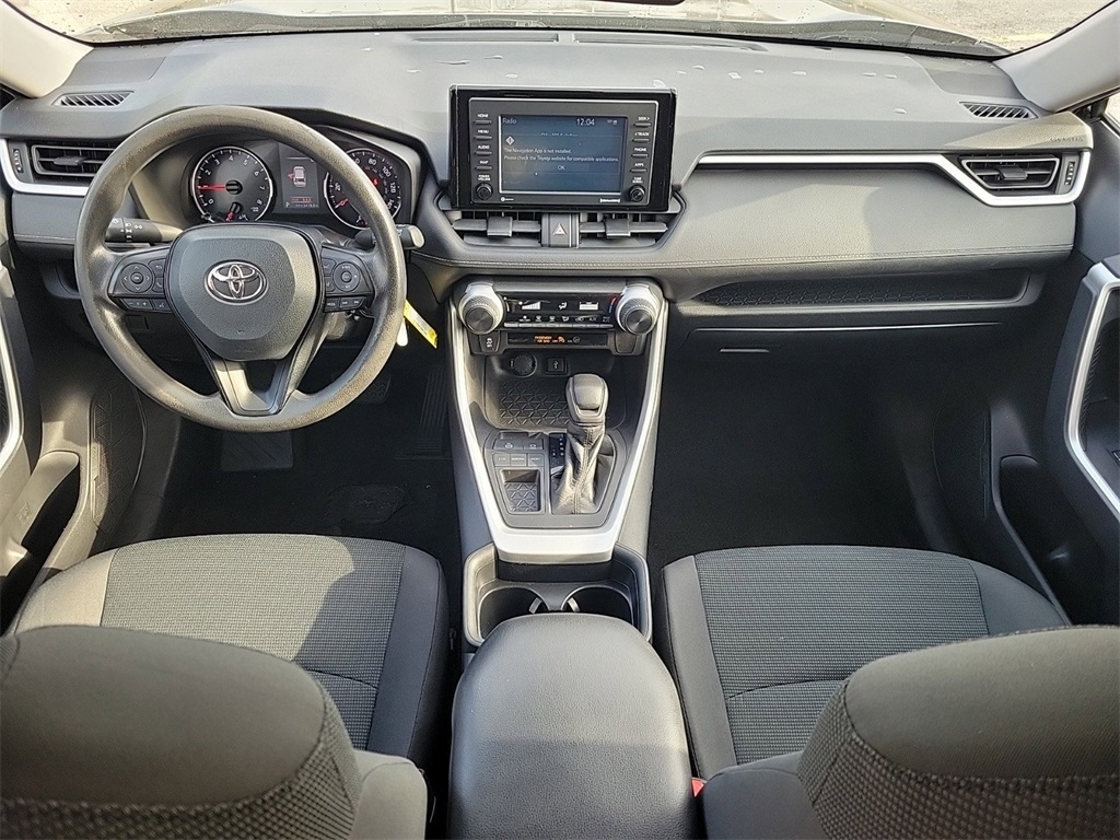 2021 Toyota RAV4 LE 12