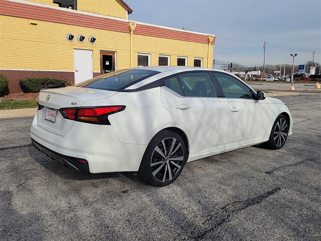 2021 Nissan Altima 2.5 SR 6