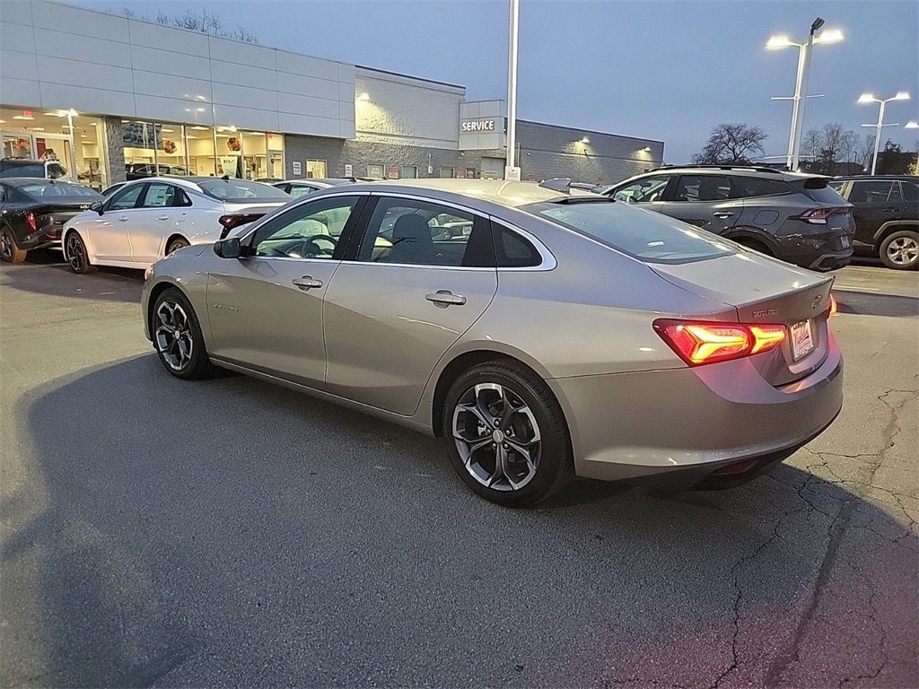 2022 Chevrolet Malibu LT 5