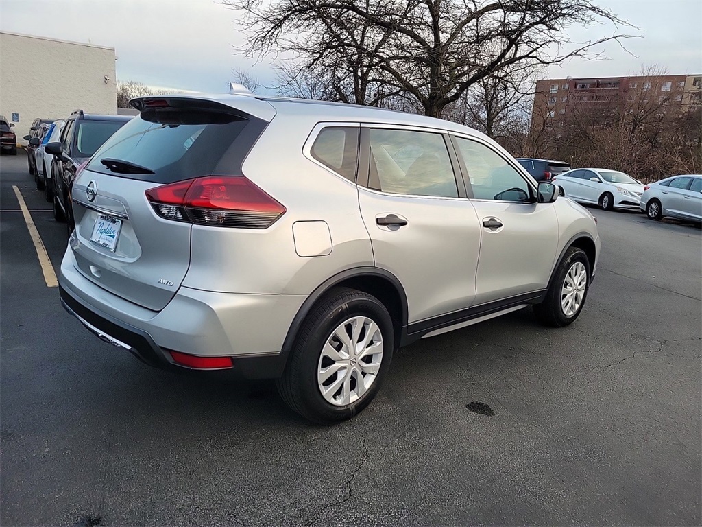 2020 Nissan Rogue S 6