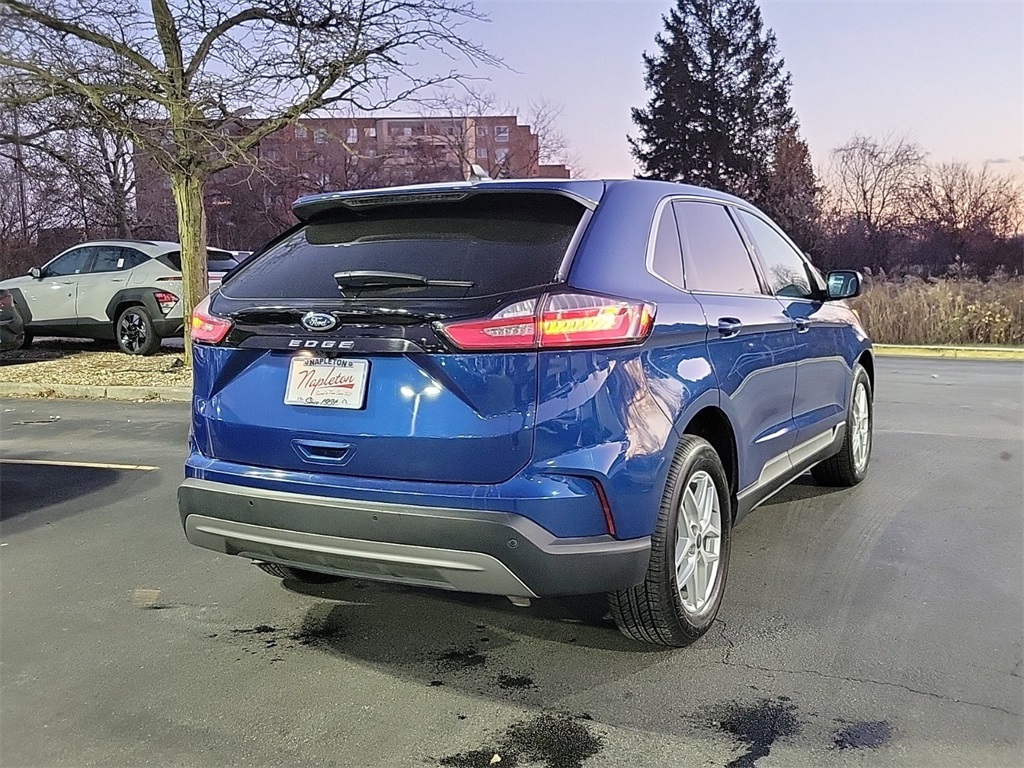 2022 Ford Edge SEL 6