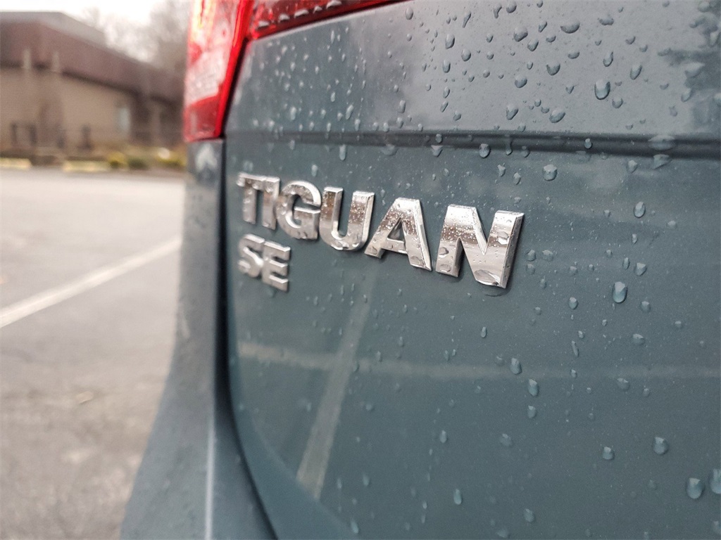 2021 Volkswagen Tiguan 2.0T SE 8