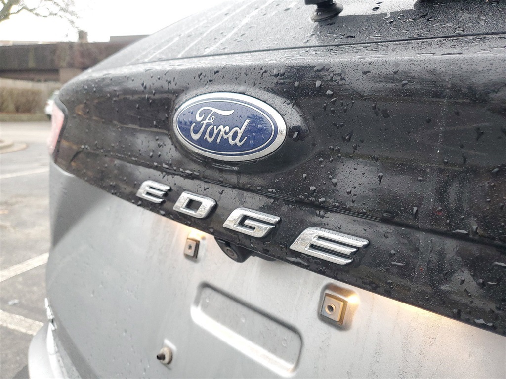 2022 Ford Edge SEL 7