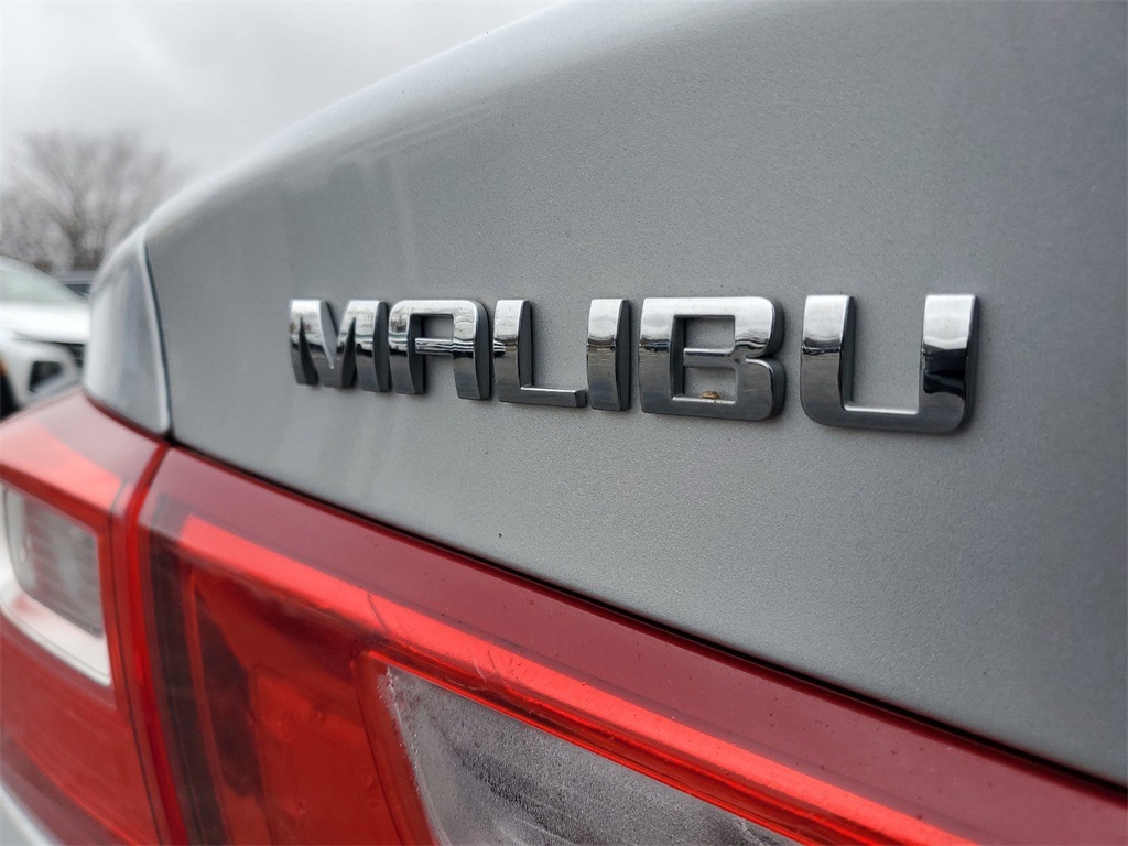 2021 Chevrolet Malibu LS 8