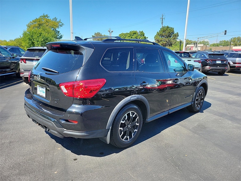 2020 Nissan Pathfinder SL 6