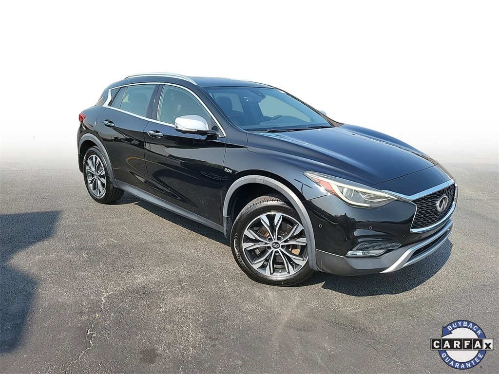 2018 INFINITI QX30 ESSENTIAL 1