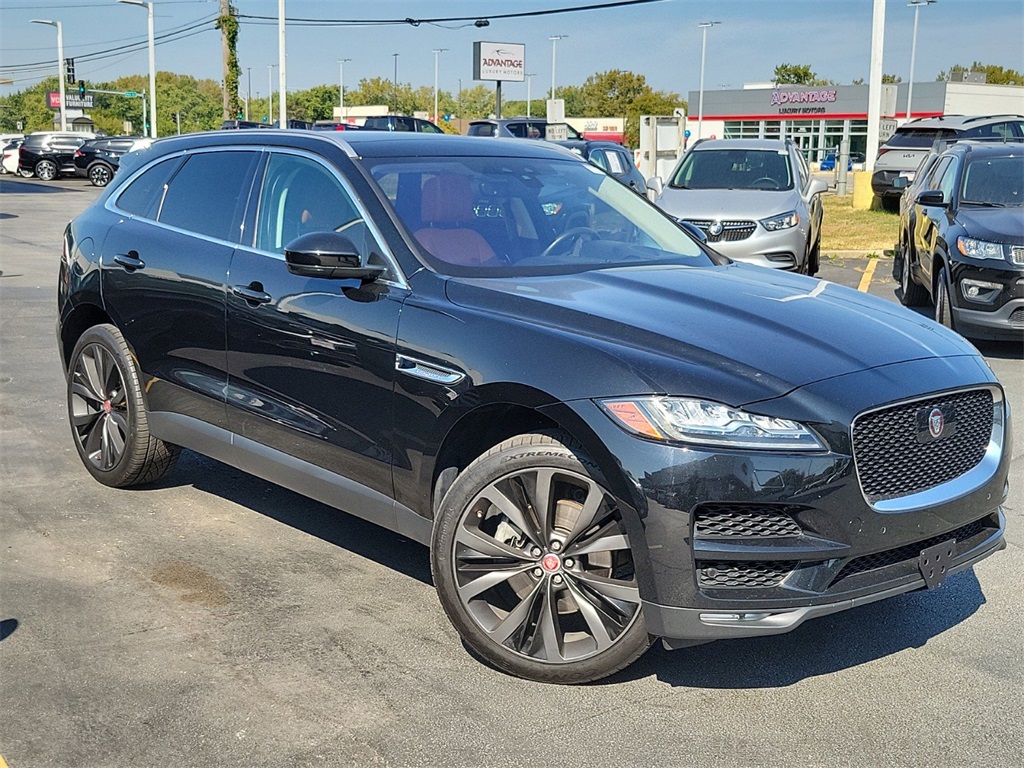 2019 Jaguar F-PACE 30t Portfolio 1