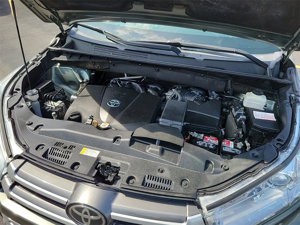 2019 Toyota Highlander XLE 10