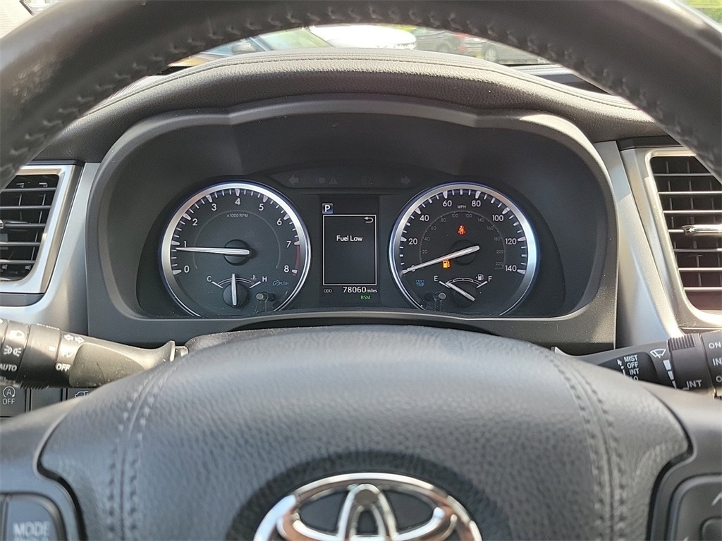 2019 Toyota Highlander XLE 17