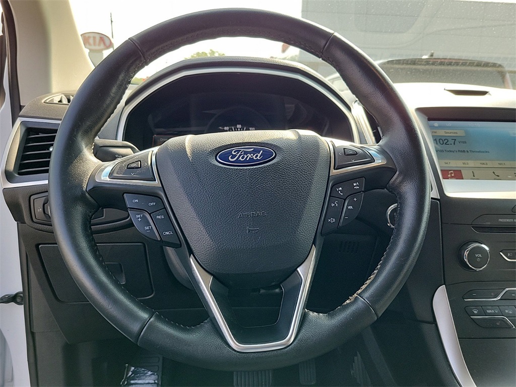 2017 Ford Edge SEL 19