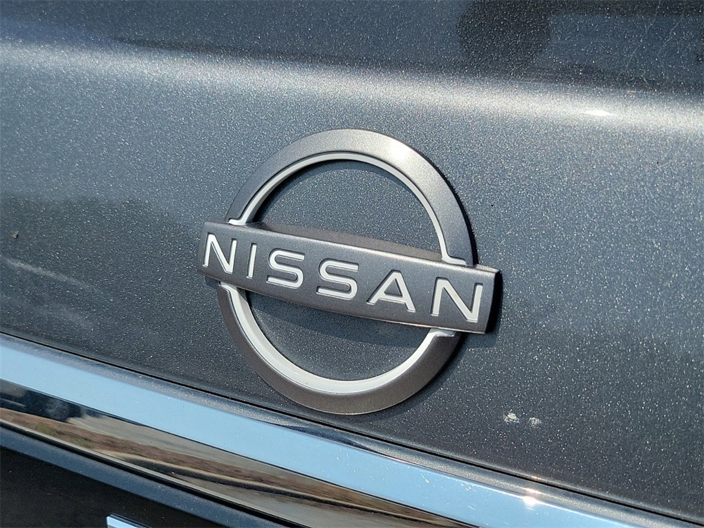 2022 Nissan Armada SV 7