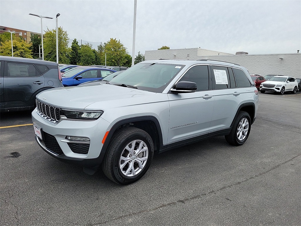 2022 Jeep Grand Cherokee Limited 3