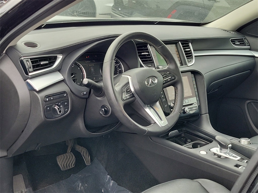 2019 INFINITI QX50 ESSENTIAL 10