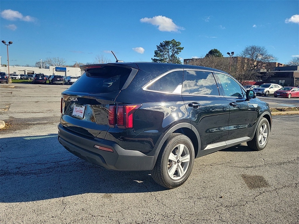 2023 Kia Sorento LX 6