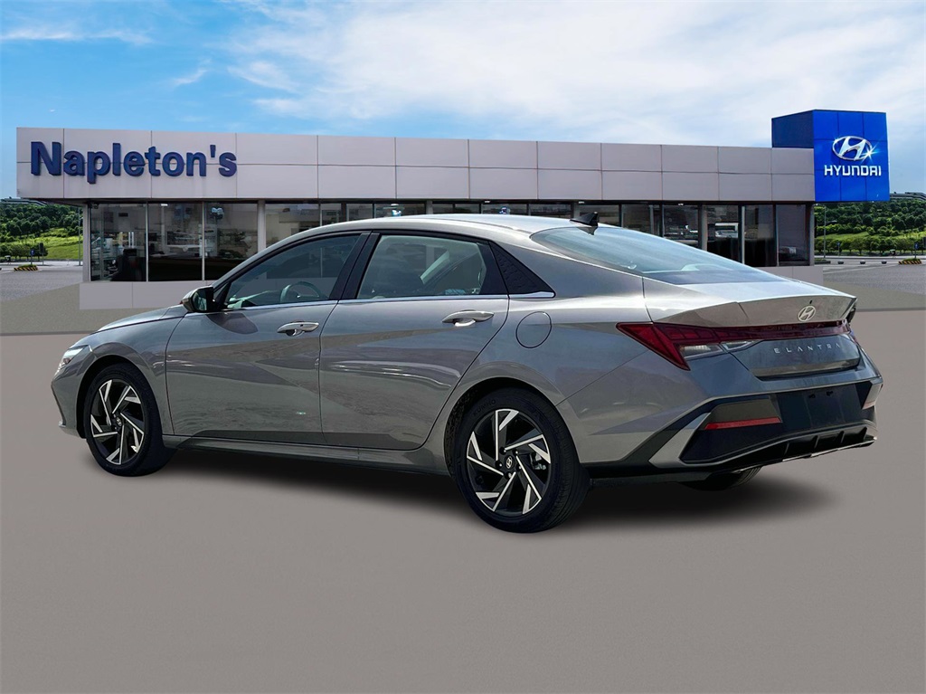 2024 Hyundai Elantra SEL 4