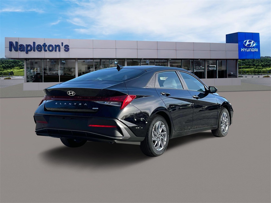 2025 Hyundai Elantra Hybrid Blue 7