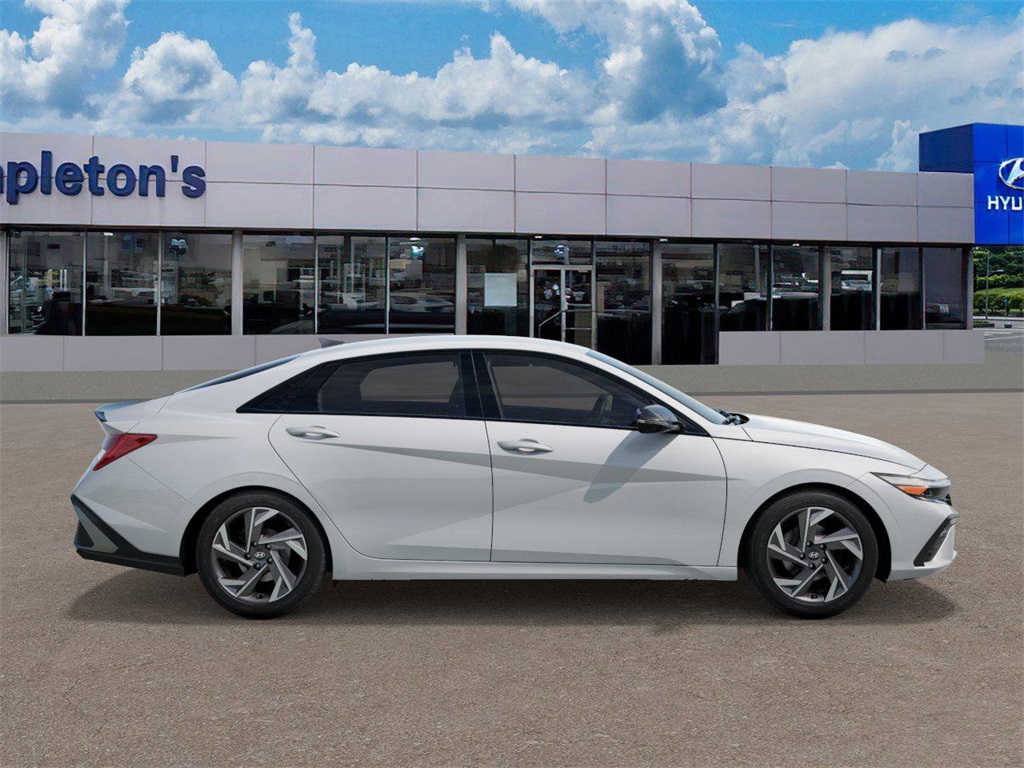 2025 Hyundai Elantra SEL 7