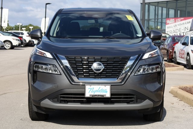 2021 Nissan Rogue SV 3