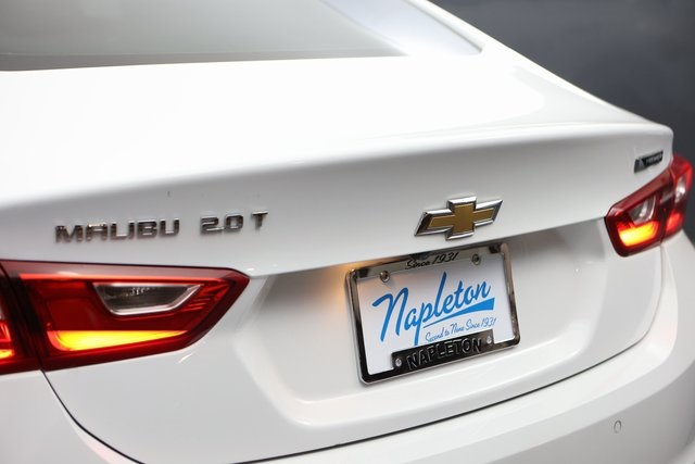 2016 Chevrolet Malibu Premier 8