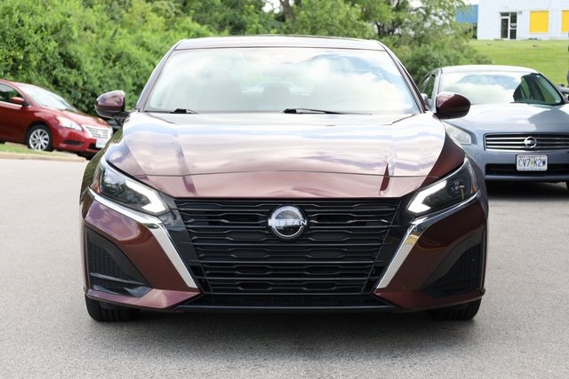 2023 Nissan Altima 2.5 SV 3