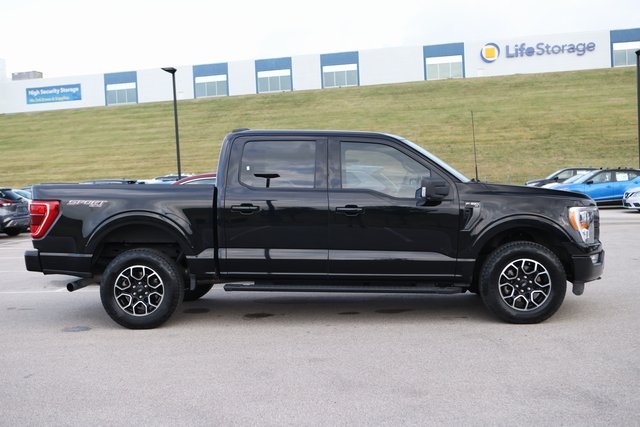 2022 Ford F-150 XLT 4