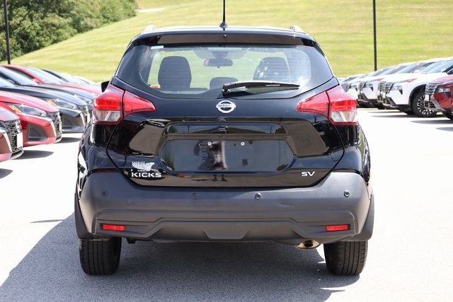 2020 Nissan Kicks SV 6